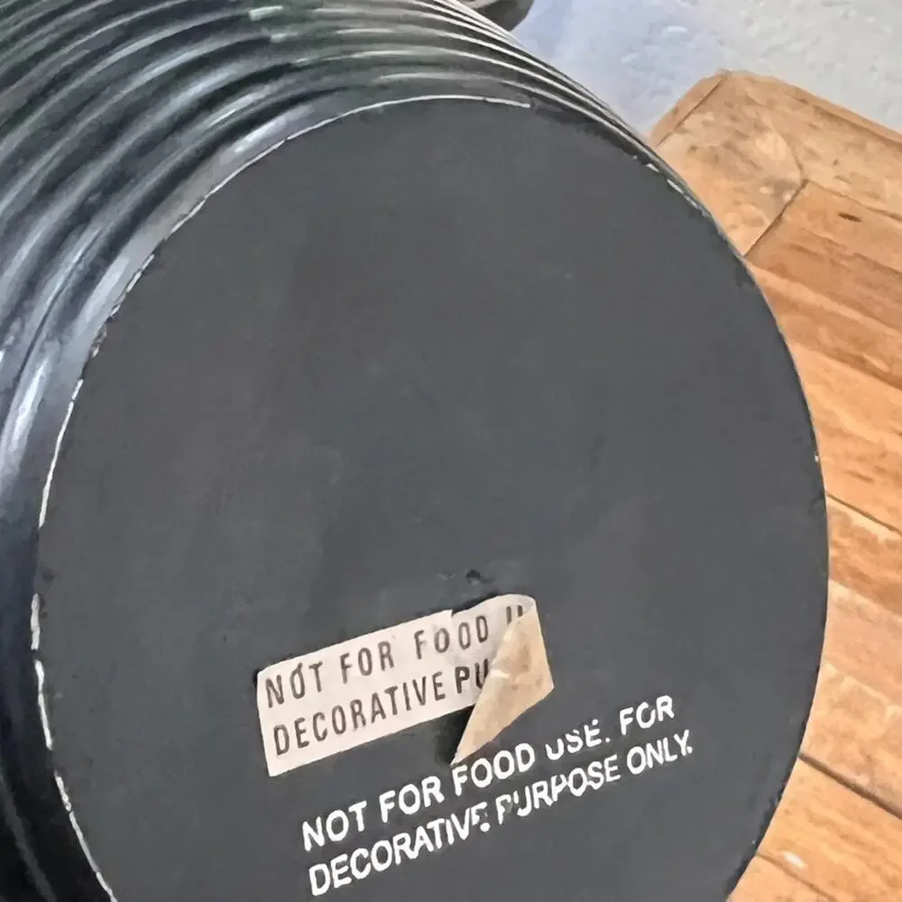 Unbranded this metal